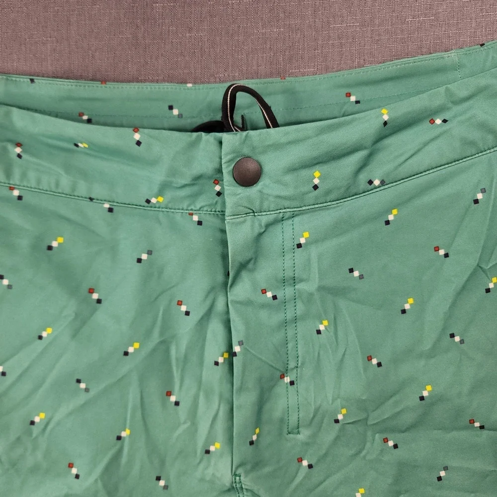 Lululemon Mens Swim Shorts Teal Blue Geometric Print Board Shorts Size 36